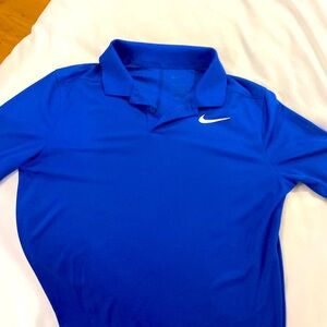 Boys Nike dry fit golf polo in blue size xl